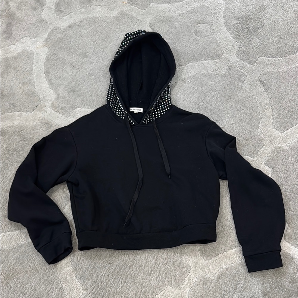 Black Cropped Boxy Hoodie Sweatshirt